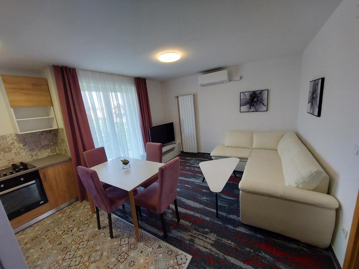 Mb Apartmani SJJ Exteriör bild