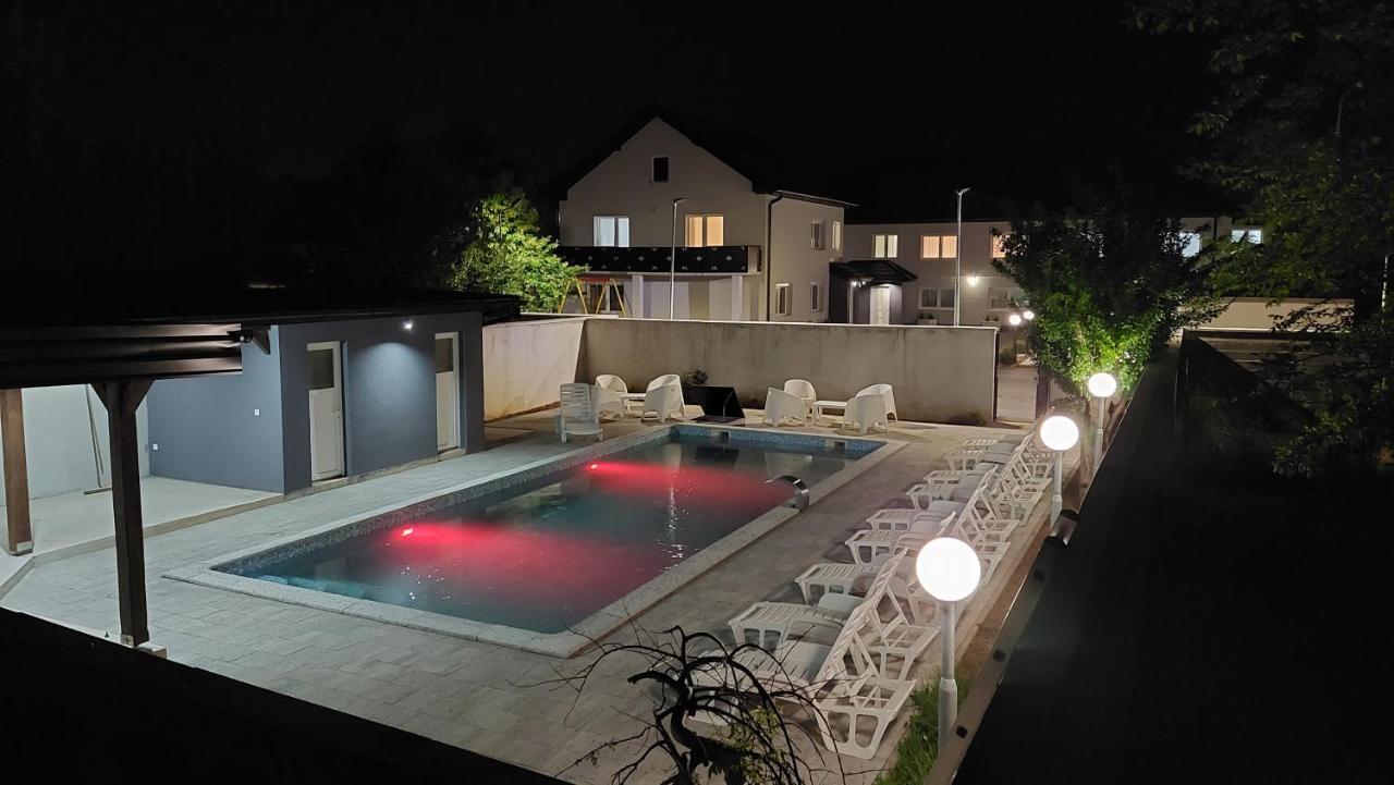 Mb Apartmani SJJ Exteriör bild