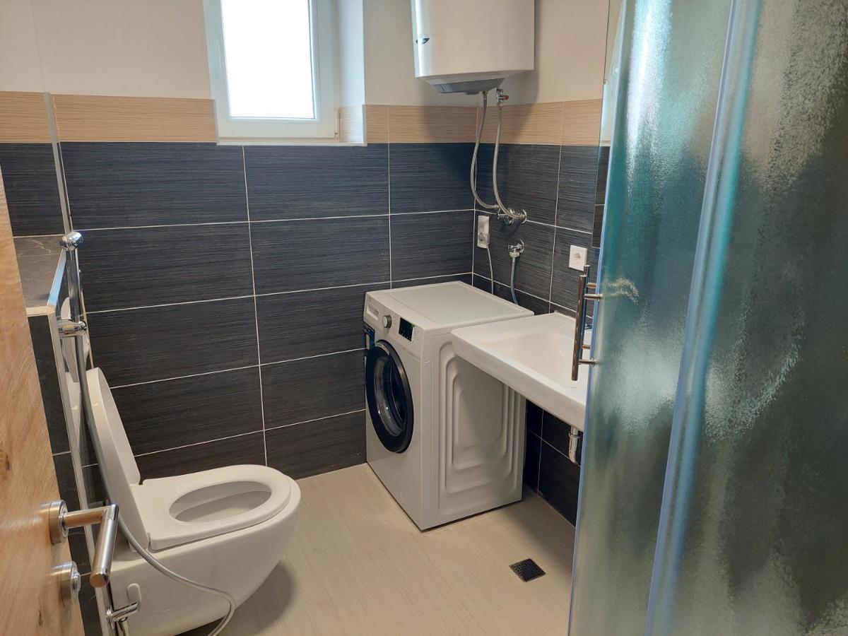 Mb Apartmani SJJ Exteriör bild